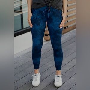 Grace & Lace Summer Weight Live-In Loungers Joggers Blue Tie Dye Small